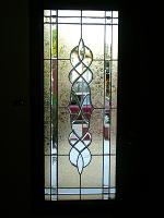  Vitrales Victorianos en bronce con vidrios biselados, gemas en las esquinas y glue chip (textura del vidrio importado) de fondo(vista interior ).-
cod:134